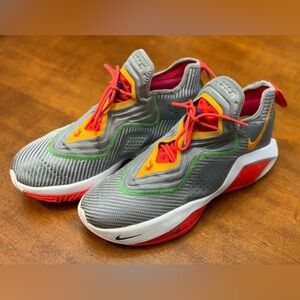 Nike Lebron Soldier 14 Mens Basketball Shoes Gray & Silver Size 11.5